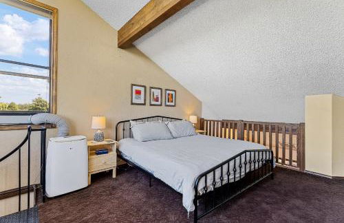 Delightful 1 bdrm Country Club Retreat with Mt Elden Views! - Foto 16