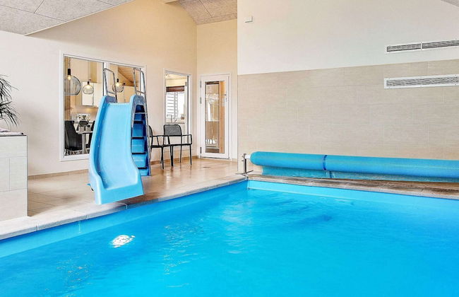 18 Person Holiday Home in Hojby - Photo 3