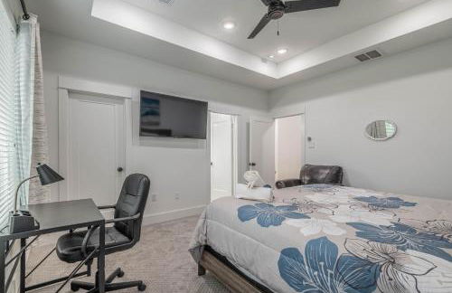 Cozy Duplex Mins to DT/ MCTR, free wi-fi/ Parking - Photo 15