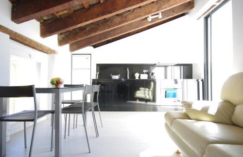 Mosen Sorell Apartments - Photo 7