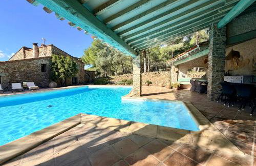 Farmhouse With Cathedral Lounge And Sauna In Pines - Foto 4