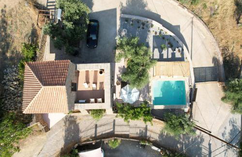 Pyrgos 1869 with Private Pool - Foto 6