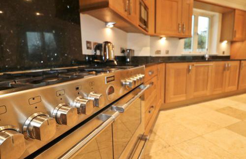 STYLISH, BEACHSIDE apartment, sea views - Foto 11