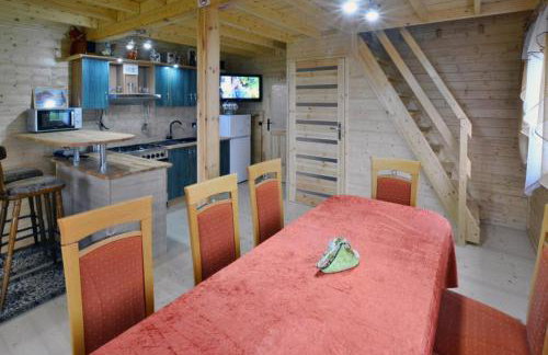 Wooden House by Ostrowieckie Lake With Beach - Foto 9