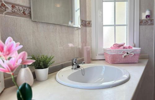 Villa Sofía - 2 bedroom villa with private pool and garden - Foto 72