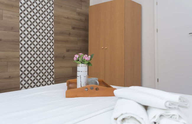 Sunny and Modern 1bdr Apartment in the Center - Foto 2