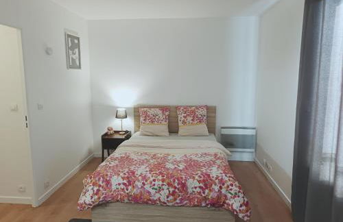 Charmant Studio Savigny-Le-Temple Nandy - Foto 2