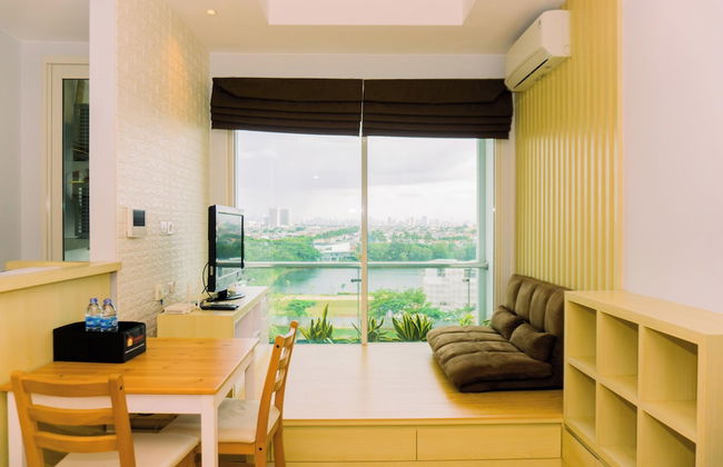 Comfortable And Modern Look 1Br At Citralake Suites Apartment - Foto 9