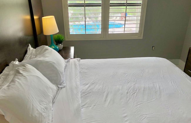 1305u- Volcano Bay, Pool Balcony View 2 Bedroom Suites - Foto 6