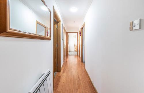 Super Prime Train Station Inverkeithing by TBA - Foto 2