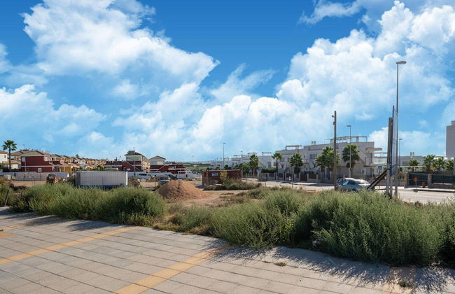 Elegant Home With Pool - Foto 39