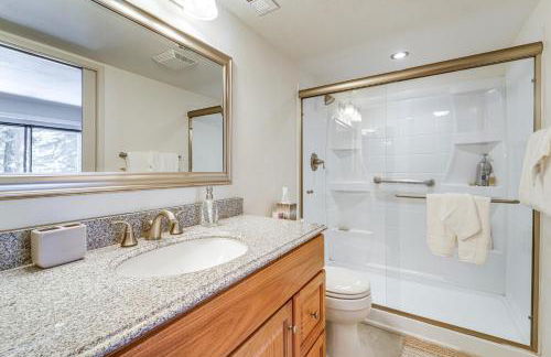 Steps to Lake Scenic Carnelian Bay Retreat - Foto 15