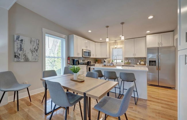 Fall Festivities - 4BR Home by IU Stadium Bloomington Bliss - Foto 5