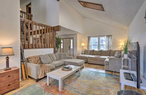 Family-Friendly Aurora Vacation Rental with Yard! - Foto 7