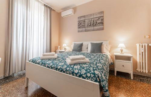 Apartment in Tuscolana Train Station & Metro A - Foto 1