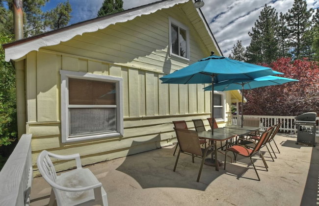 Sunshine Cabin - Cozy 2-Story Getaway - Photo 59