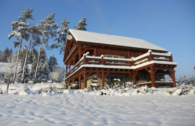 Affluent Chalet in Septon with Whirlpool, Sauna, Hot Tub - Foto 37