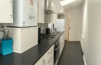 Two Bedroom Apartment in Prime Location - Foto 20