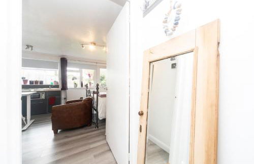 11 Boutique studio apartment perfect for peaceful getaway, secluded garden, quiet location - Foto 14