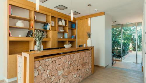 Apartamentos Portu Saler - Photo 5, Lobby or reception