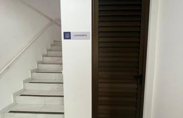 Lindo Flat a 200 metros do mar! - Foto 17