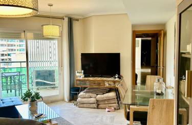 Apartamento de lujo con 2 dormitorios en Benidorm - Photo 3