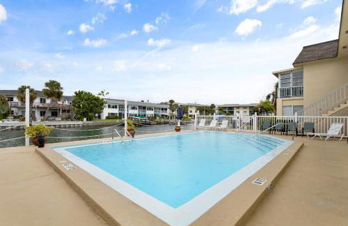 Funshine Pointe Capri - Photo 26