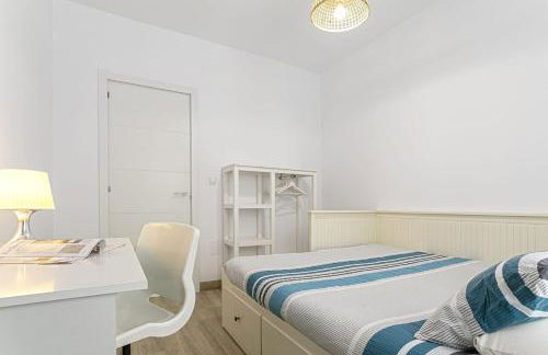 Precioso apartamento con Patio - Photo 14