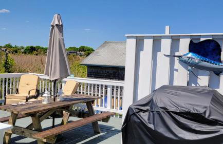 2 Bedroom Matunuck Beach House, 1 Block from Ocean - Foto 8