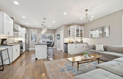 2mi Downtown Hot Tub Balcony 4 King Beds - Foto 2