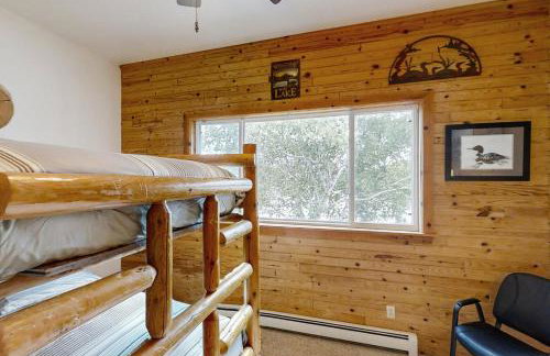 Dock and Lakefront! Family-Friendly Michigan Getaway - Foto 21