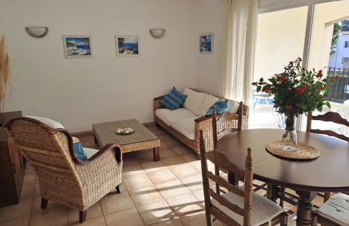 Apartamento con piscina a 50m de la playa - Foto 6