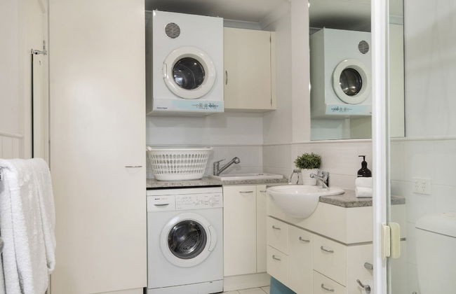 Watercolours on Marina - Photo 11