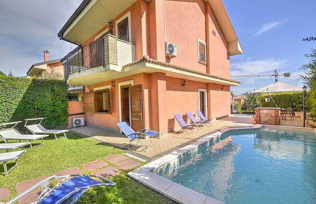 Villa Monte Serra - Foto 1