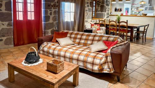 Le refuge de la vallée - 4 à 6 pers - proche de Salers - Foto 5