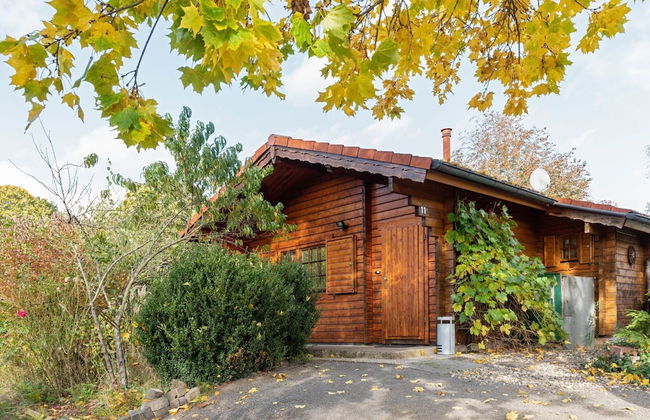 Charming Holiday Home With Private Garden - Photo 33