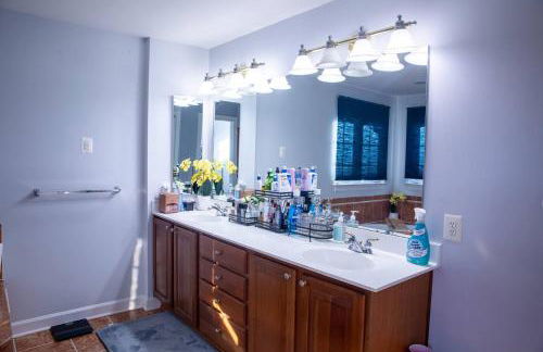 Spacious 7BR Retreat W/Gym Near DC-Family Friendly - Foto 17