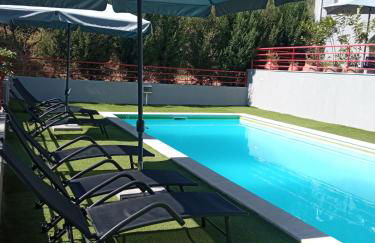 Melia Luxury Suite with pool - Photo 4