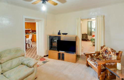 Cordova Vacation Rental with Porch Hike and Explore! - Foto 1