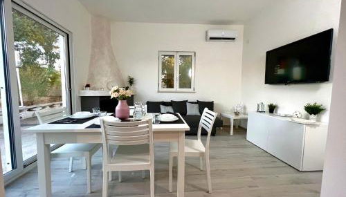 Villa Rita - Photo 1