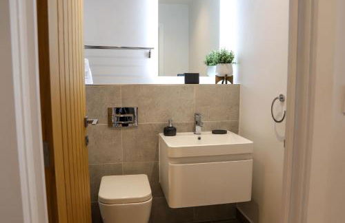 Apartment Seven - Photo 10