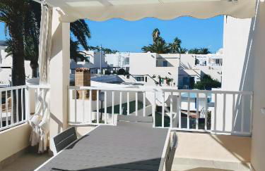 Red Hibiscus Corralejo iRent Fuerteventura - Photo 17