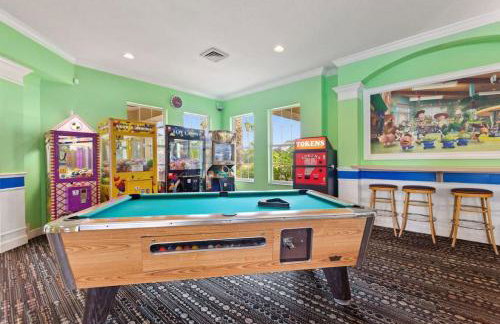 Resort Living Cozy Private Stay in Prime Location - Photo 26