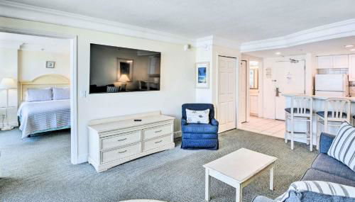 Sunny Daytona Beach Gem with Ocean Views! - Foto 4