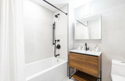 149BK-202 NEW Condo 1BR IN PRIME GREENPOINT BK - Foto 35