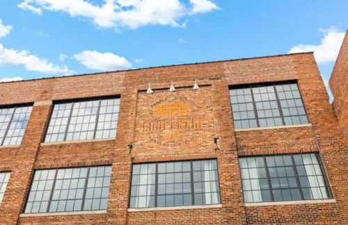 Chic Loft in Peoria Warehouse District - Foto 46