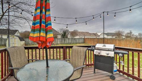 Suburban Getaway with Game Room, 19 Mi to Nashville! - Foto 2