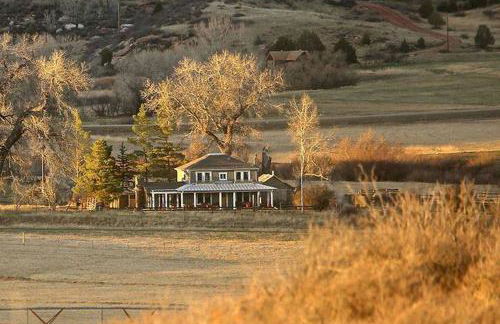 Gorgeous Ranch Stay Accommodation with Amazing Views in Livermore, Colorado - Foto 4