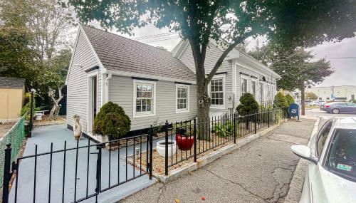 Bianca's House - Photo 2