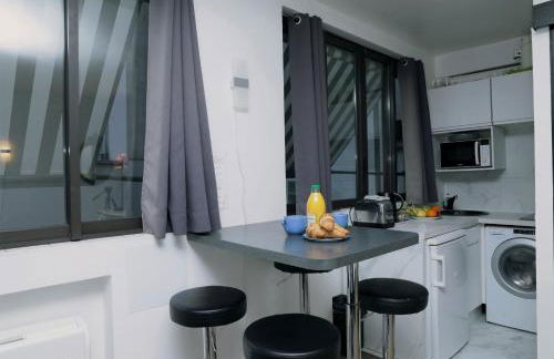 Arc de Triomphe & Trocadéro Square - Paris Vacation Rentals - Foto 8